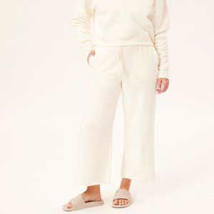 Girlfriend Collective 50/50 Wide Leg Cropped Sweatpant in Ivory (L)